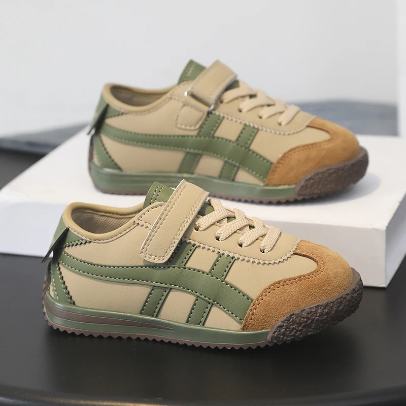 

New Arrival Children's Leather Sneakers Lightweight Low Cut Kids Walking Shoes Hook And Loop Flat Sports Shoes For Boy Trainers