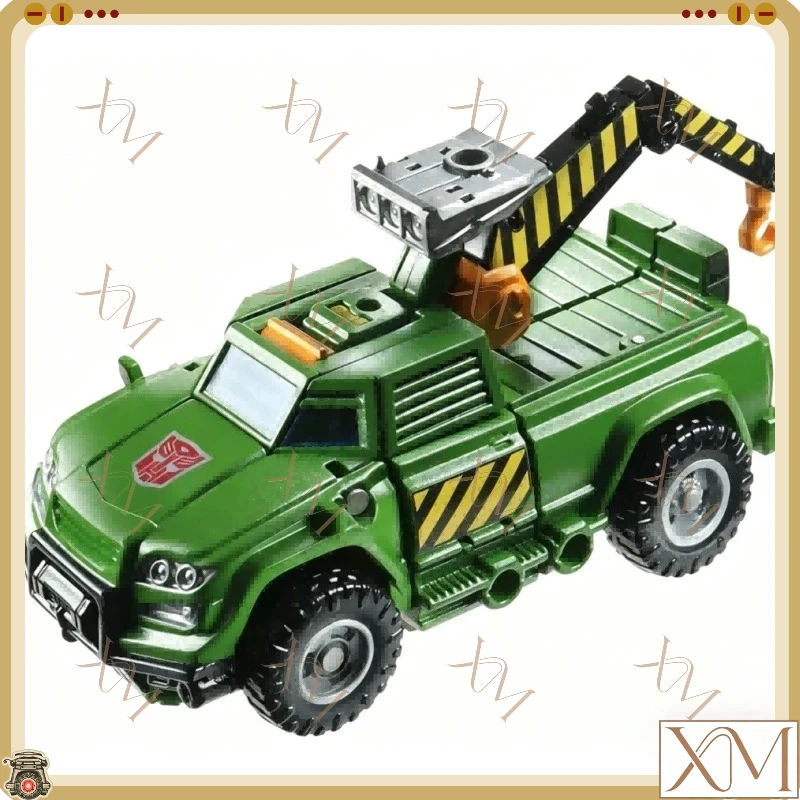 

In Stock Hasbro Transformers IDW Thrilling 30 Deluxe Class Hoist Articulated Robot Model Collectible Gift Hobby Decoration