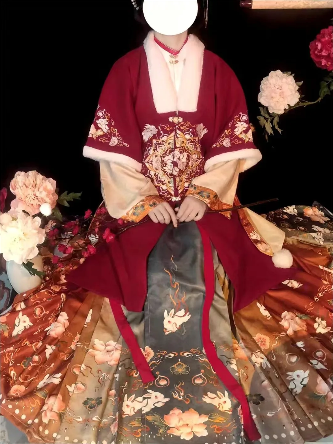 2026 Winter Hanfu Sets Women Chinese Traditional New Year Hanfu Costume Red Ma Mian Skirt Suit Female Christmas Costume view 4