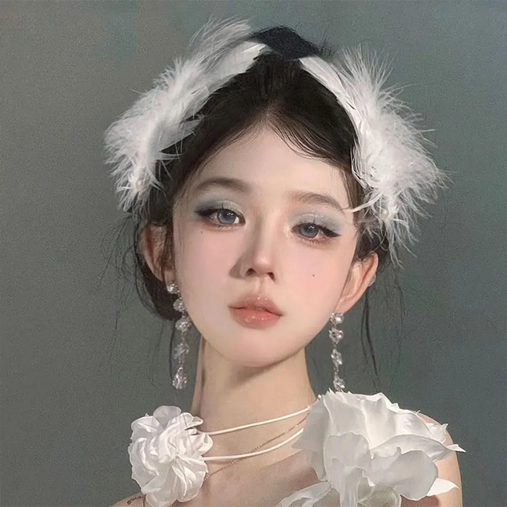 Elegant White Feather Hairpins Barrette Women Imitation Pearl Plume Hair Clips Bridal Wedding Headwear Ballet Party Decoration