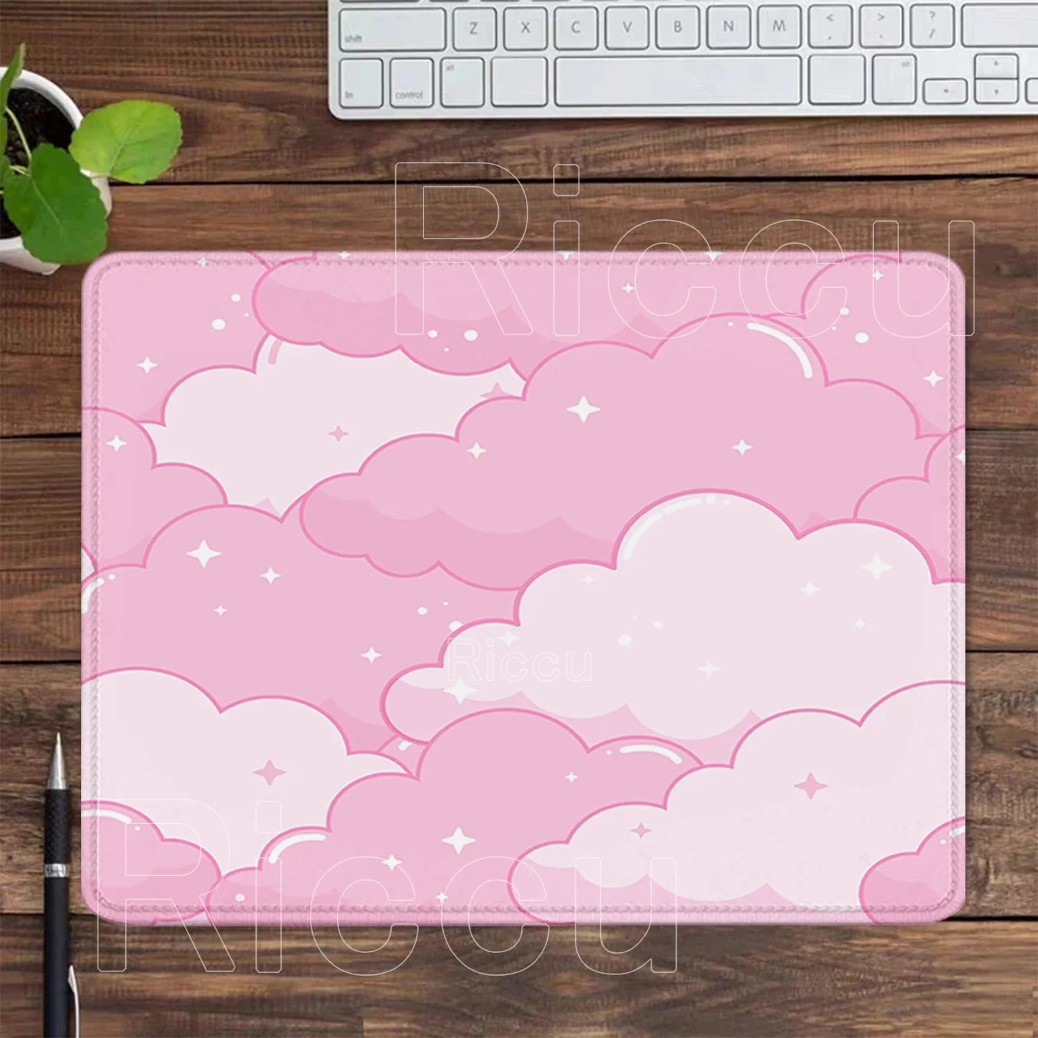 Pink Clouds kleines Mauspad, Kawaii-Cartoon-Computer-Mauspad, Gummi, HD-Druck, Gaming-Overlock-Tastatur, 400 x 450 mm, Schreibtischunterlage