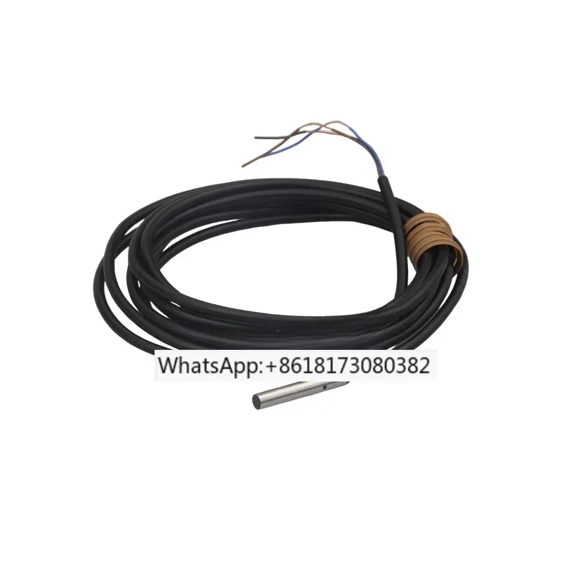 

Proximity switch E2E-C04S12WC-C1/B1 three wire NPN, PNP