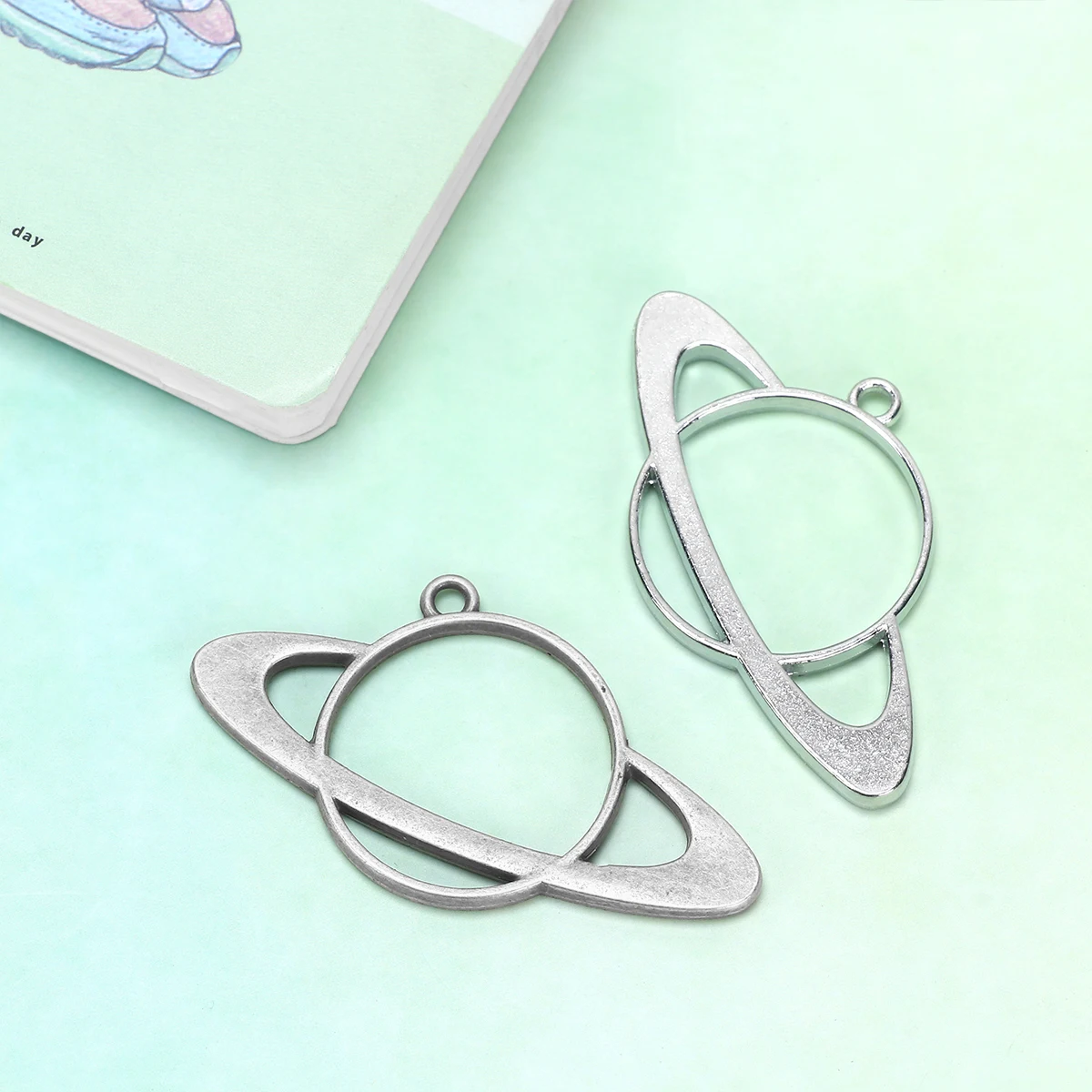 

8pcs Alloy Pendant Frames DIY Charms Jewelry Making Accessories Durable Craftsmanship Unique Design Charm Pendant for Necklace