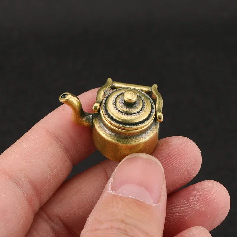 

Antique Copper Mini Fingertip Kettle Teapot Retro Brass Tea Pet Desk Tea Ceremony Ornaments Home Decor Collection Crafts