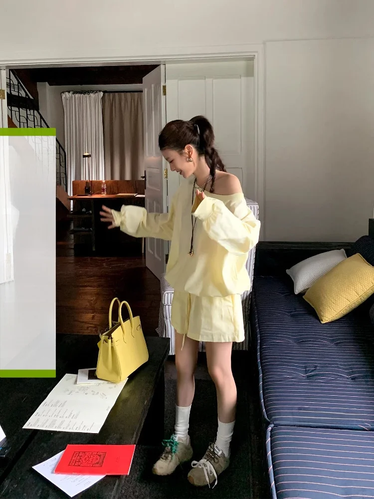 

DULA Good Home Early Autumn Women's Long Sve oulder Bared Casual Thin Hoodie And Wide Leg orts Set Faionable Two Pie...