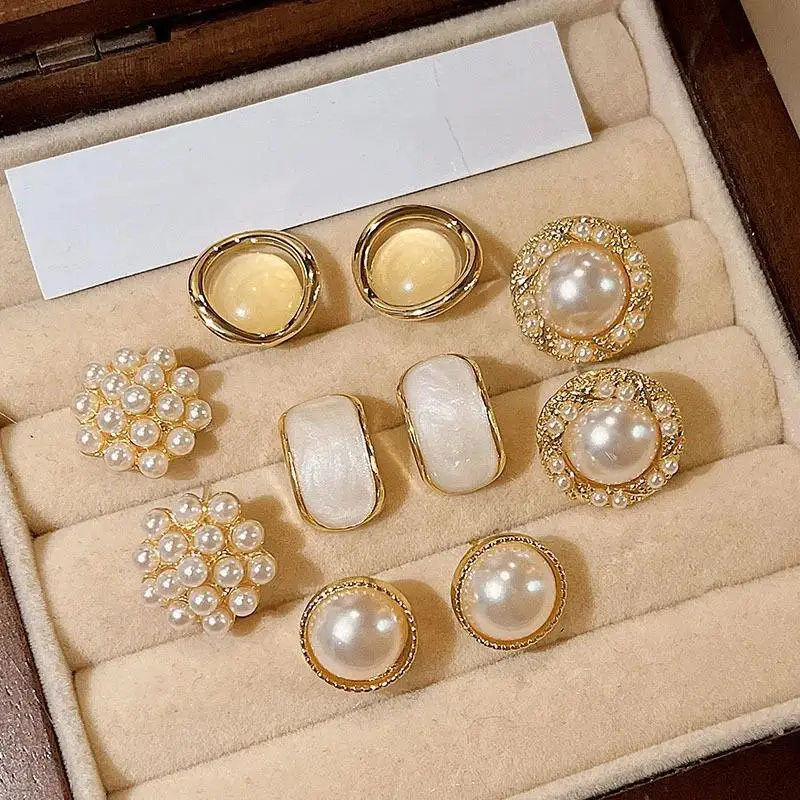 6Pairs Retro Luxury Gold Geometry Trim Edge Imitation Pearl Stud Earrings Women Wedding Jewelry Gifts