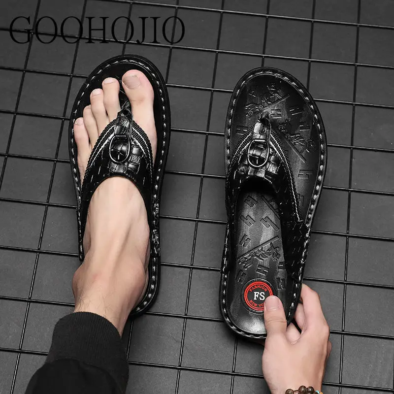 Summer Men Shoes High Quality Cow Split Leather Men Sandals Slip-on Beach Men Slippers Male Flip Flops Slippers Wear-resistant