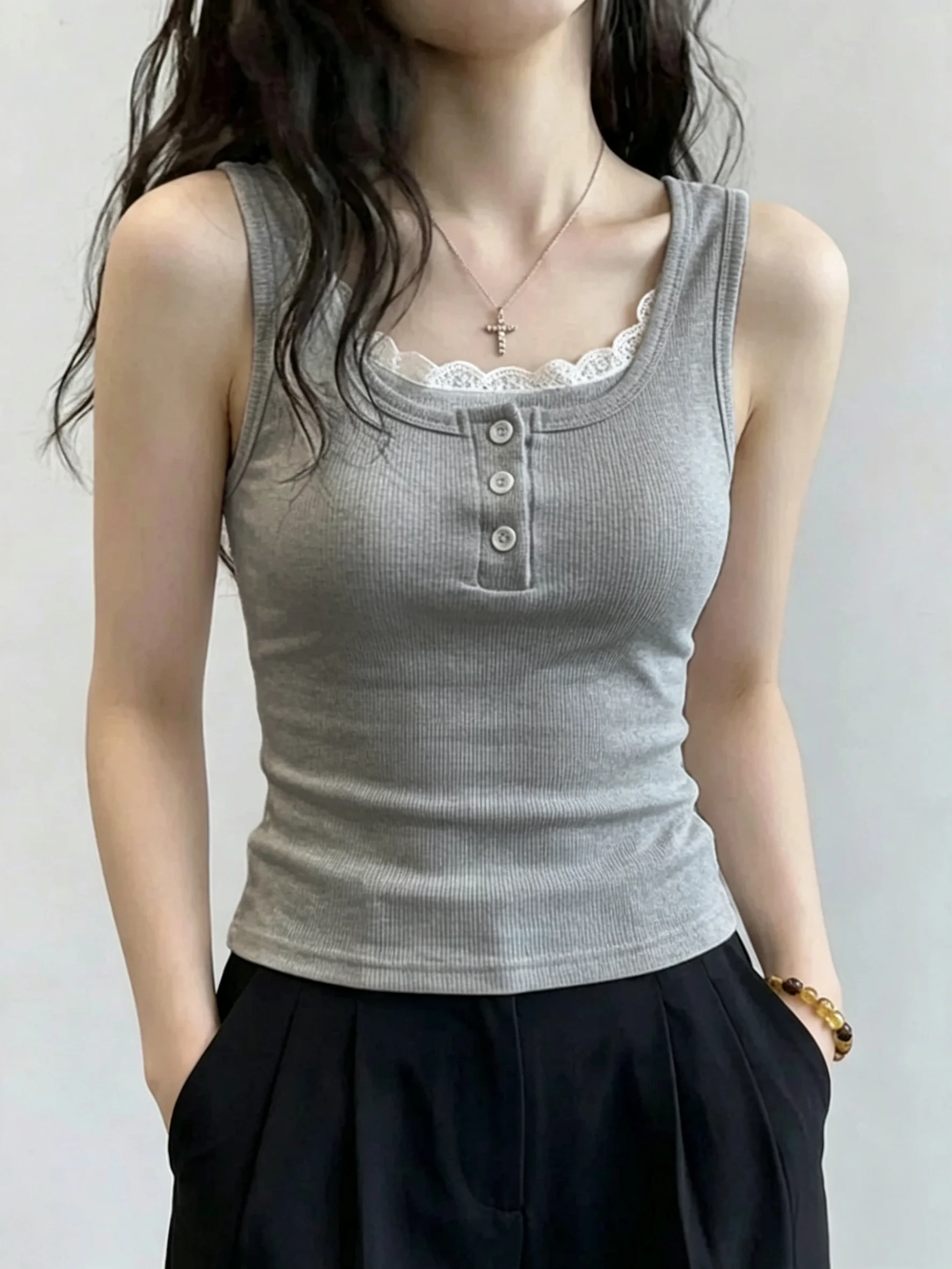 2026 New Lace Crop Top Women's Summer Slim Fit Camisole Tank Top Innerwear Outerwear Base Layer Hot Girl Shirt