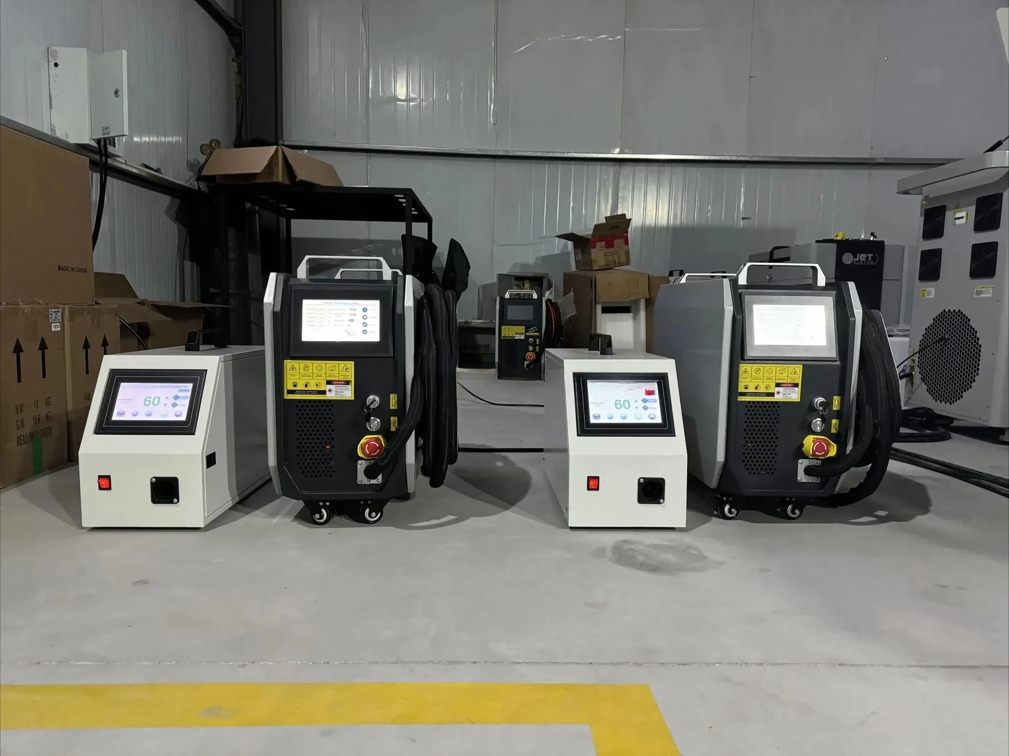 Water Cooling Weld Seam Cleaning With Auto Wire Welding Machine