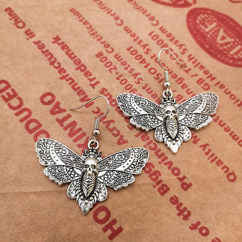 خمر أزياء الموت العثة استرخى إسقاط أقراط للنساء العصرية هالوين مجوهرات هدايا عيد الميلاد