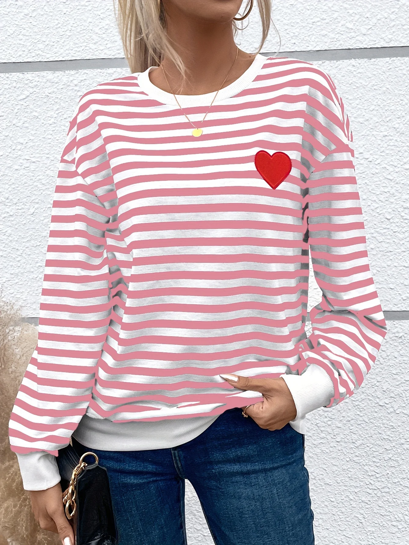 2024 Striped & Heart Graphic Print Women\'s Sweatshirts Oversized Hoodies Women Clothing Long Sleeve Blouse Casual Style New In