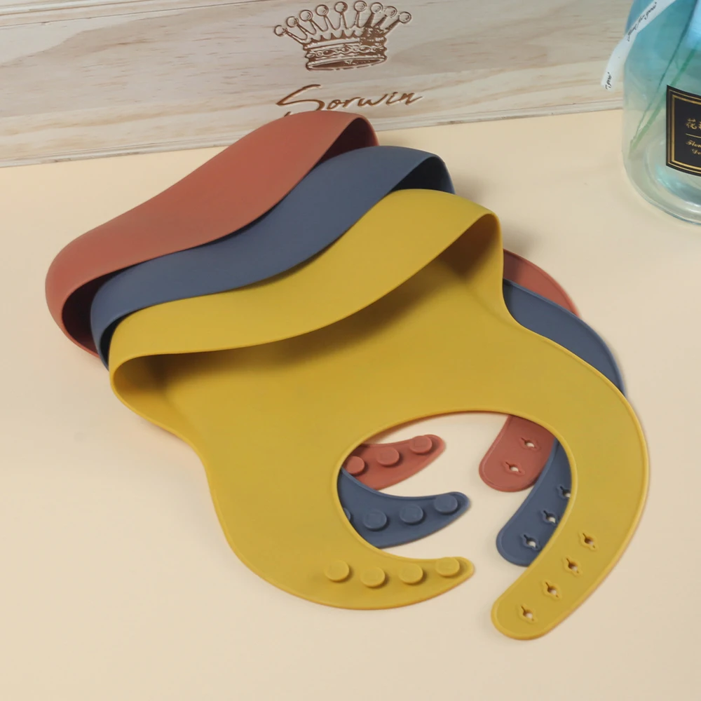 High quality silicone bib silicone food grade baby feeding bib silicone dinning bib adjustable bib