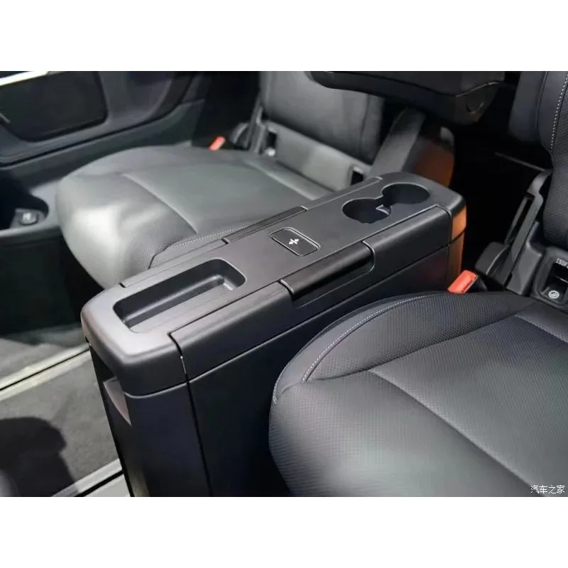 

Factory Hot Selling Auto-Upgraded Interior Kits For Vito V Class Van Limousine Minibus Folding Console Armrest Car Tables