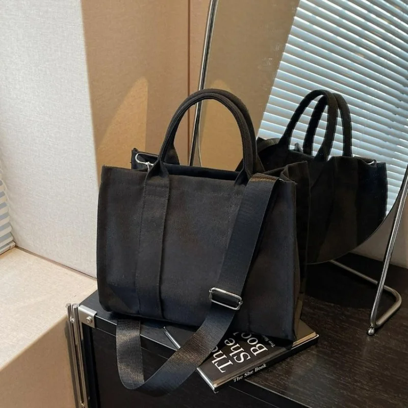

Luxury Woven Raffia Tote Bag Women's Summer Beach Handbag Ladies Straw Crossbody Purse With Leather Trim & Pockets