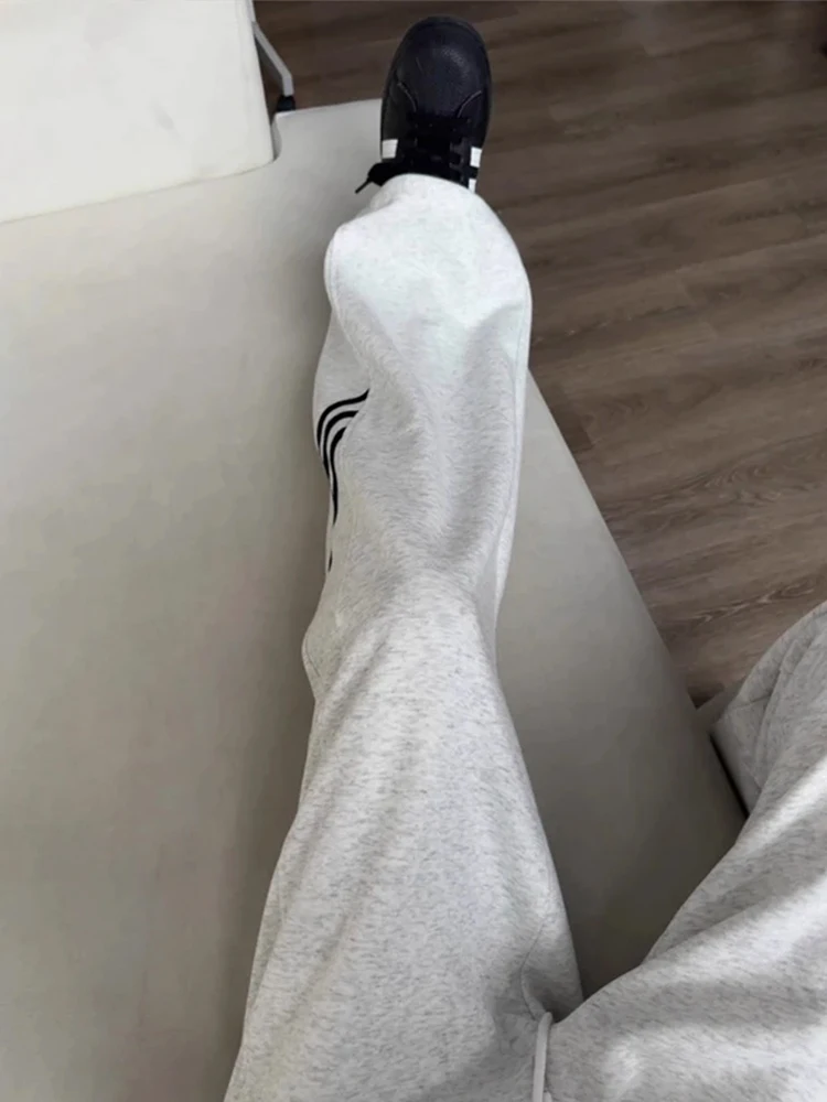 

Men's Loose Straight Leg Sweatpants Heavyweight Casual Leisure Pants Autumn Season American Sle Cleit Trousers White ey...