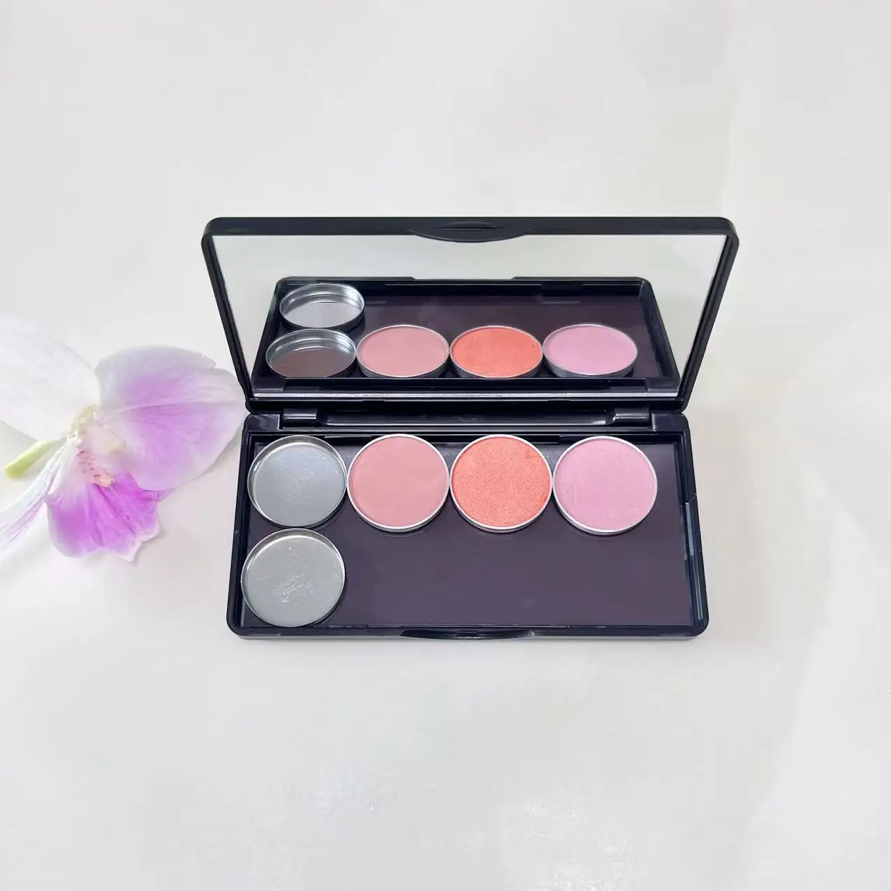 1PC Magnetic Empty Eyeshadow Palette with Mirror and 10PCS Metal Stickers, Mini Portable Refillable Makeup Case for Travel