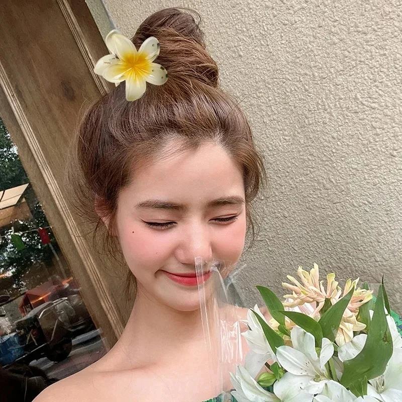 6 قطع من دبوس الشعر على شكل زهرة هاواي اللطيفة للفتيات، مشابك قرش حلوة وردية اللون، إكسسوارات شعر صيفية لقضاء العطلات على الشاطئ للنساء ذات الشعر السميك