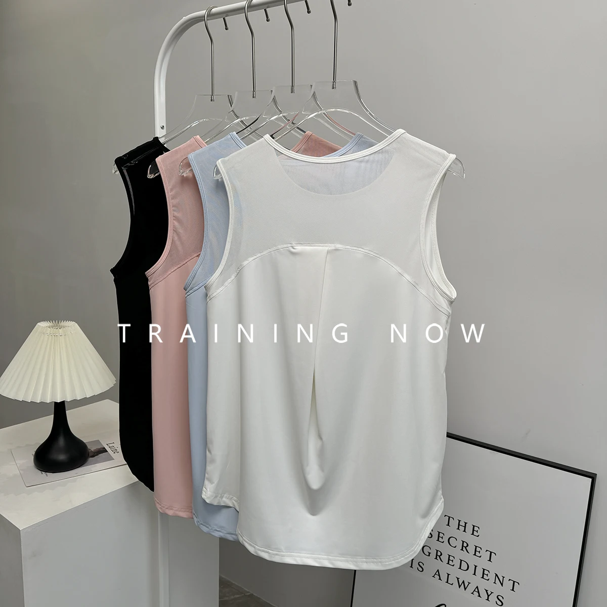 

Sleeveless yoga clothes for women in summer loose and breathable Pilates bodysuit outdoor running exercise quick-drying vest