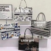 2024 New High-End Feel Tote Bag Women's Large Capacity Printing Commuting Shopping Bag National Style Oil Painting Fur