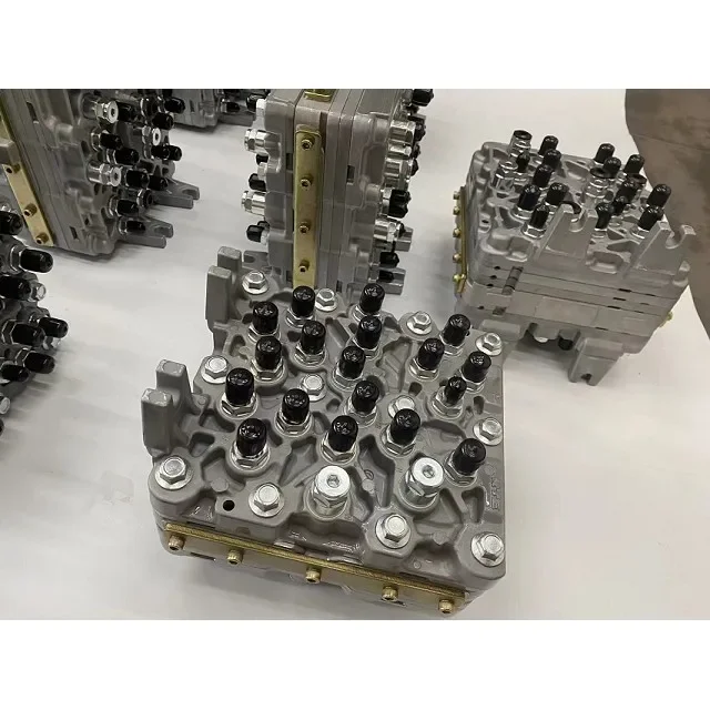 Signal Valve YA00000543 ZX250-3 Hydraulic Shuttle Valve ZX240-3 PN 4645278 4468336 4470661