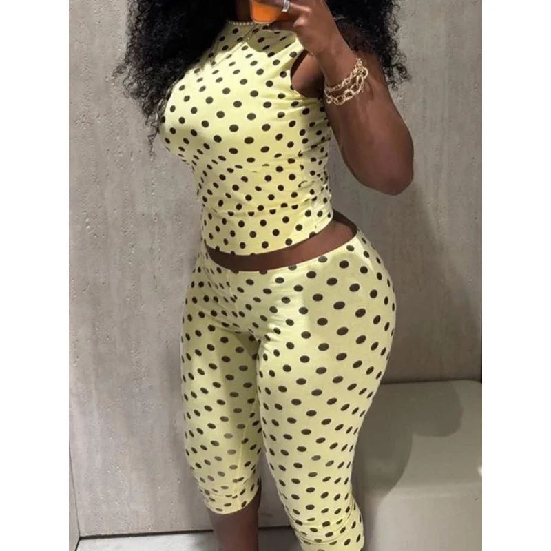 BKQU Casual Polka Dot 2 Piece Set Women Sleeveless Backless Crop Top and Capri Pants Outfit Bodycon Daily Summer Streetwear