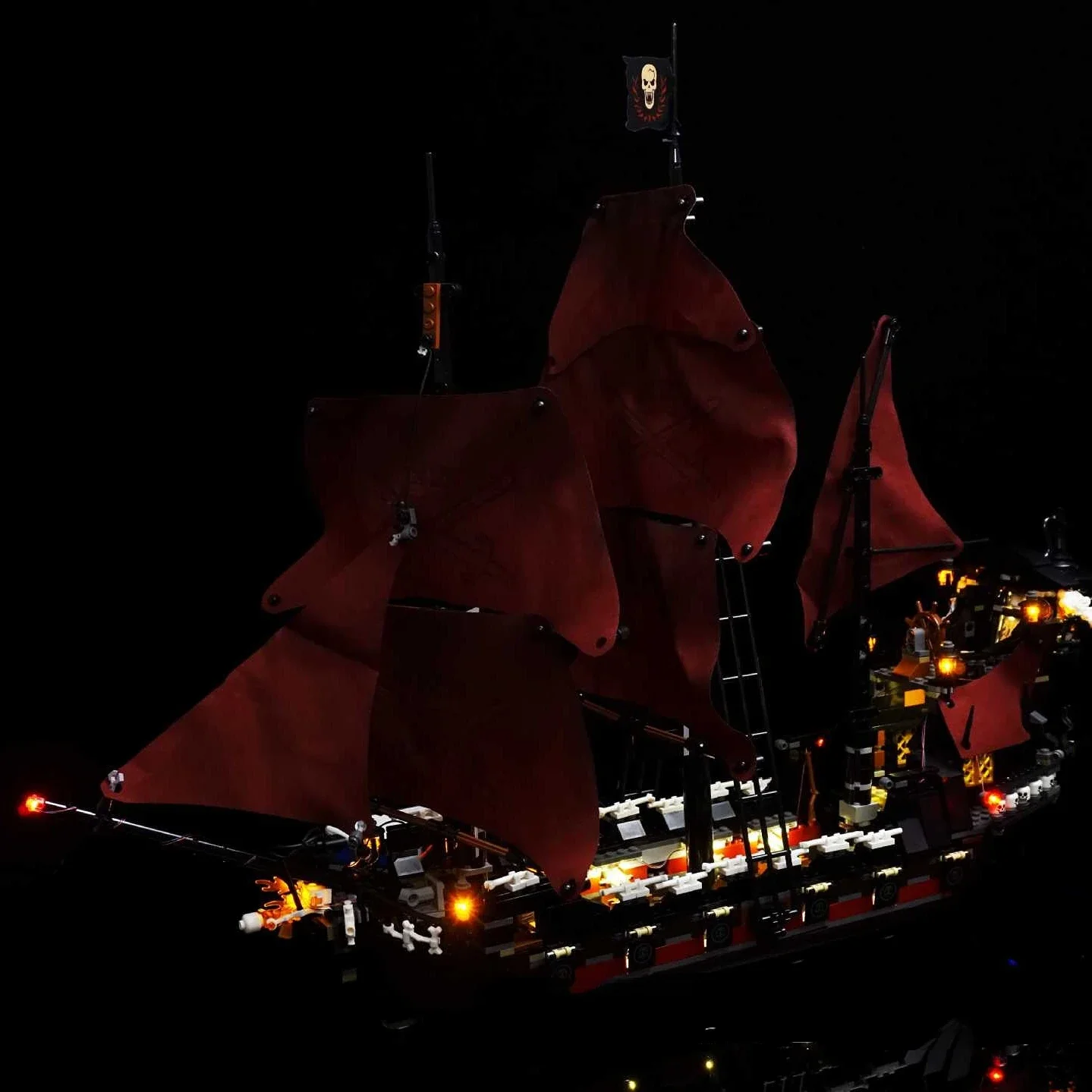 

No Model Led Light Kit for Pirates of the Caribbean Ship Queen Anne's Revenge