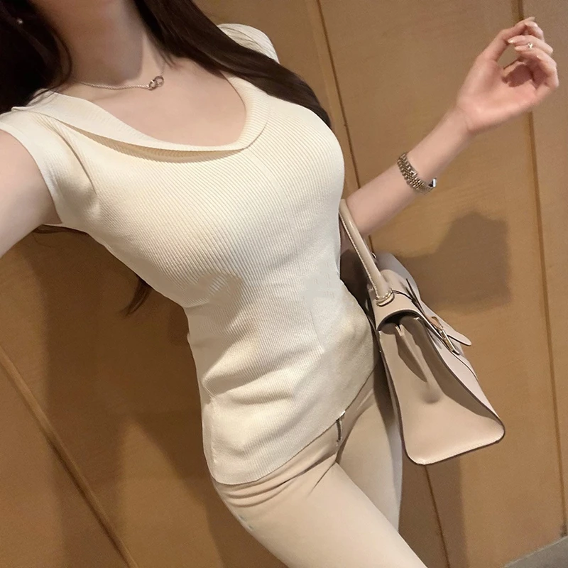 

Розовая трикотажная футболка V-Ne Slim Fit, женская летняя новинка, универсальный модный трикотажный топ Dongda Gate для поездок на работу, чистый C...