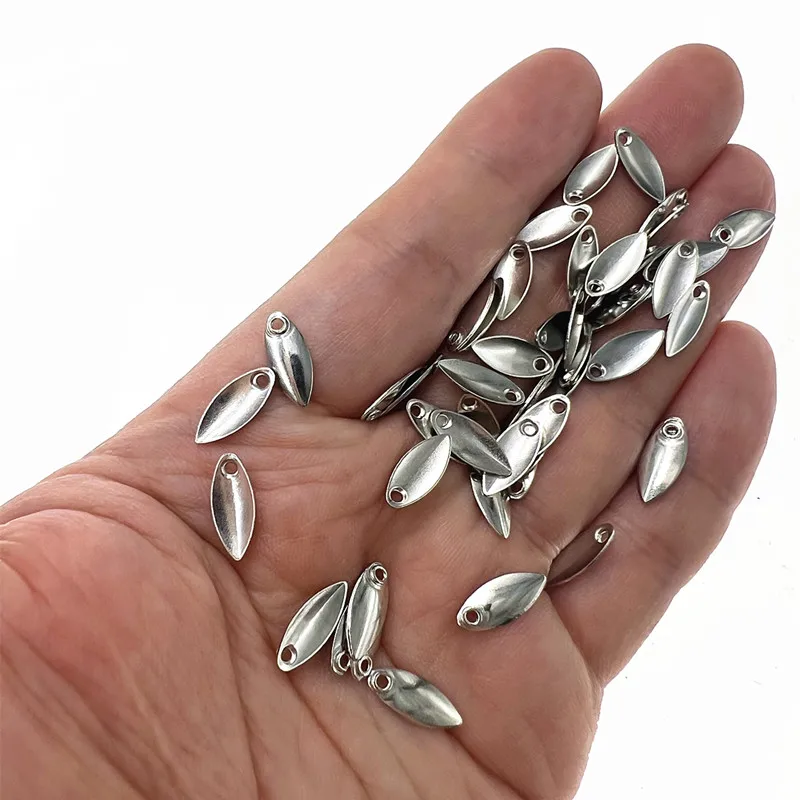 50pcs/lot Fishing Spinner Metal Spoon Bait Trout Frogs Vib Reflective Stainless Steel Sheet Noisy Spoons Lure Accessories