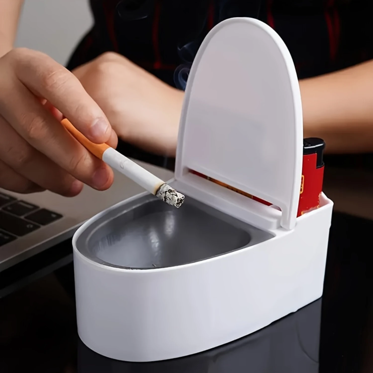 Toilet-Shaped Wall-Mounted Ashtrays - Durable, Windproof Design - Bathroom & Living Room Decor