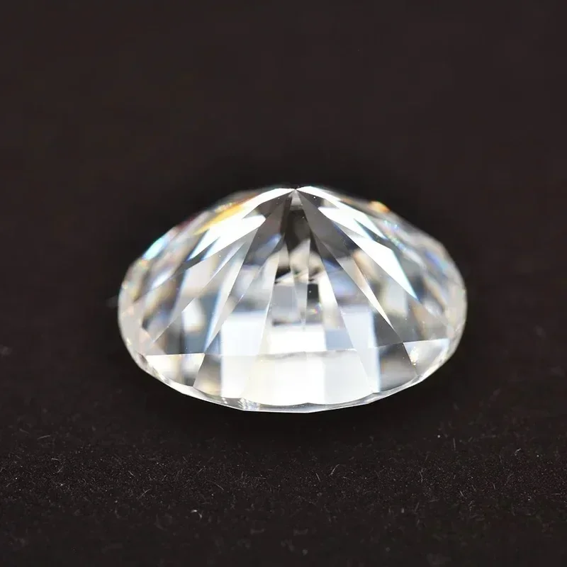 Moissanit-Stein, oval geschliffen, Farbe D, Reinheit VVS1, synthetische Edelsteine für die Herstellung von Schmuck im DIY-Stil, mit Zertifikat. – Detail 2