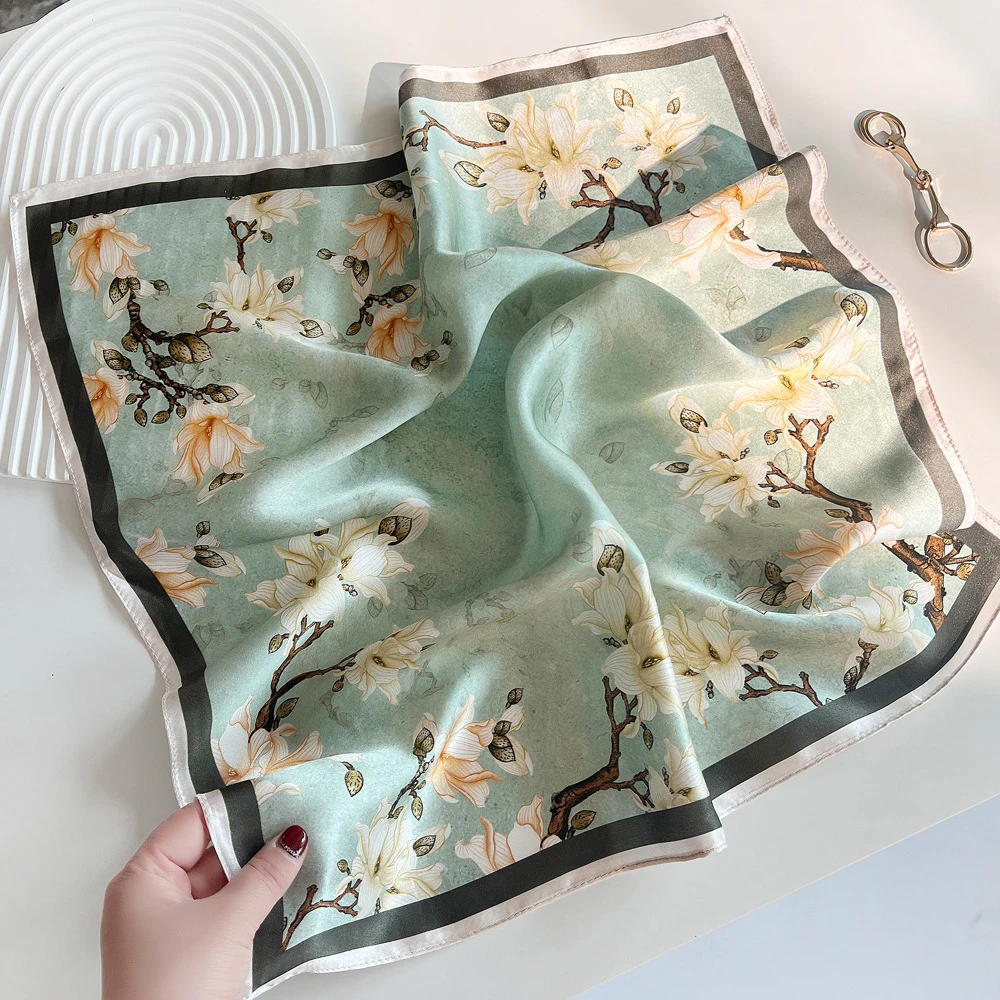 Spring/Summer Fashion Magnolia Flower Neckerchief Outdoor Decoration Wraps for Women 70*70cm Print Imitation Silk Square Scarf