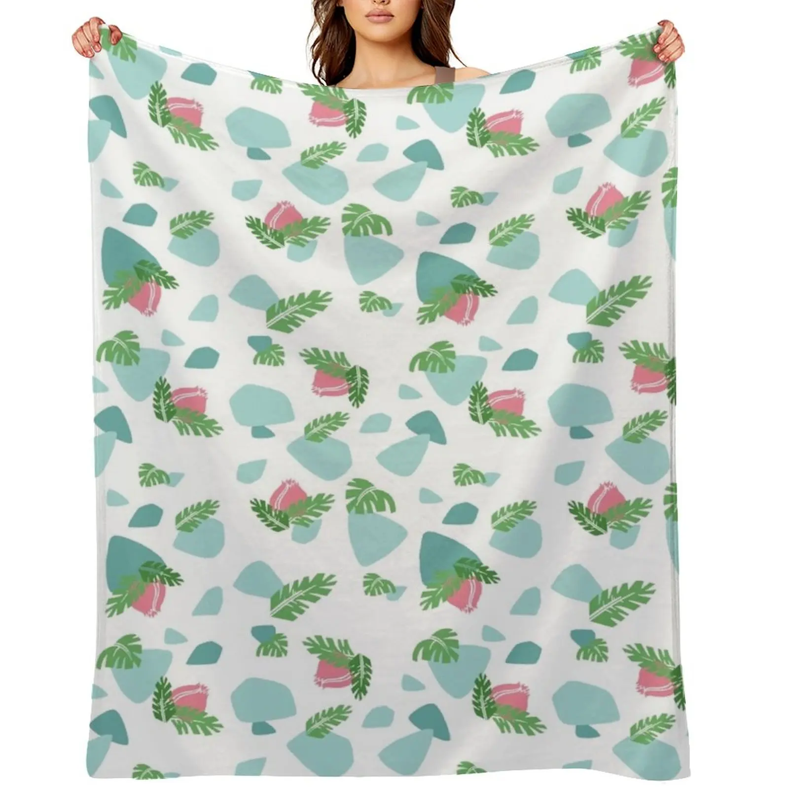 

Ivysaur Pattern Throw Blanket Vintage Decorative Throw Moving anime Blankets