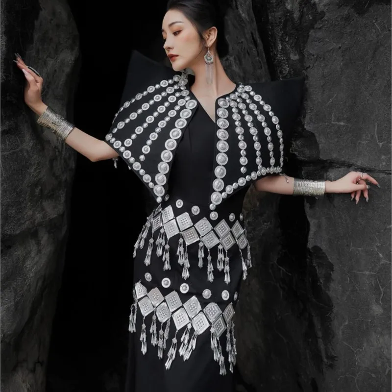 

Ethnic style clothing improved model performance catwalk features photography new