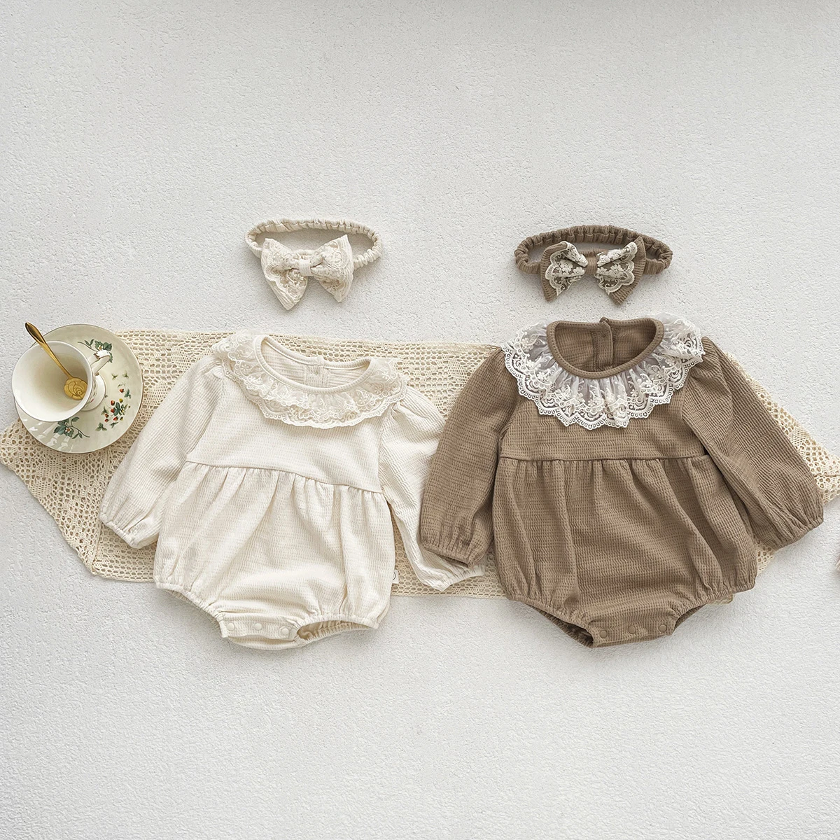 0-2 Years Old Baby Girls Romper Autumn Infant Baby Bodysuit Cotton Long Sleeved Newborn Baby Jumpsuit