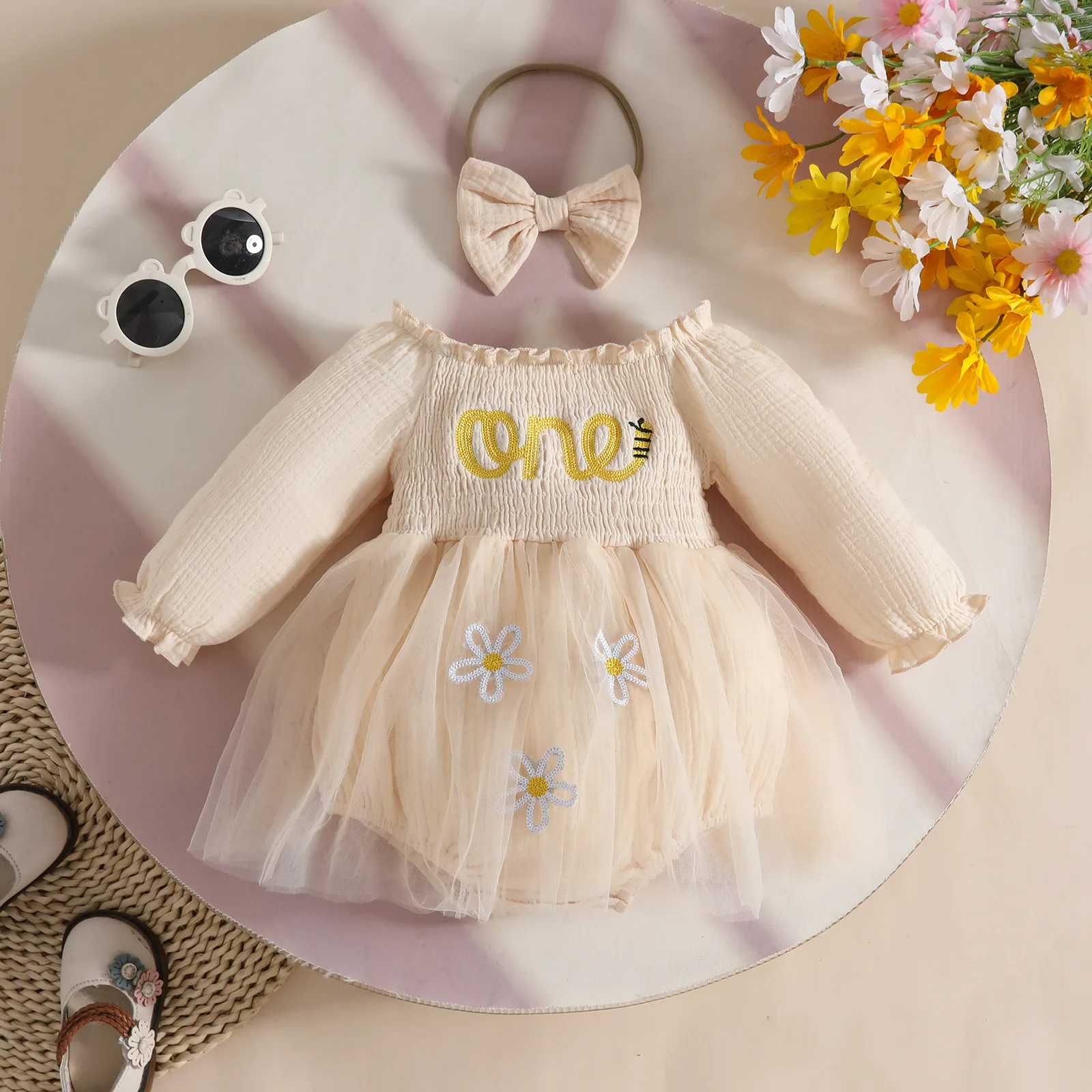 

Baby Girl Dresses 1st Birthday Outfit Tulle Romper Dress with Headband Cute Daisy Embroidered Party Wear for Newborn Clothes