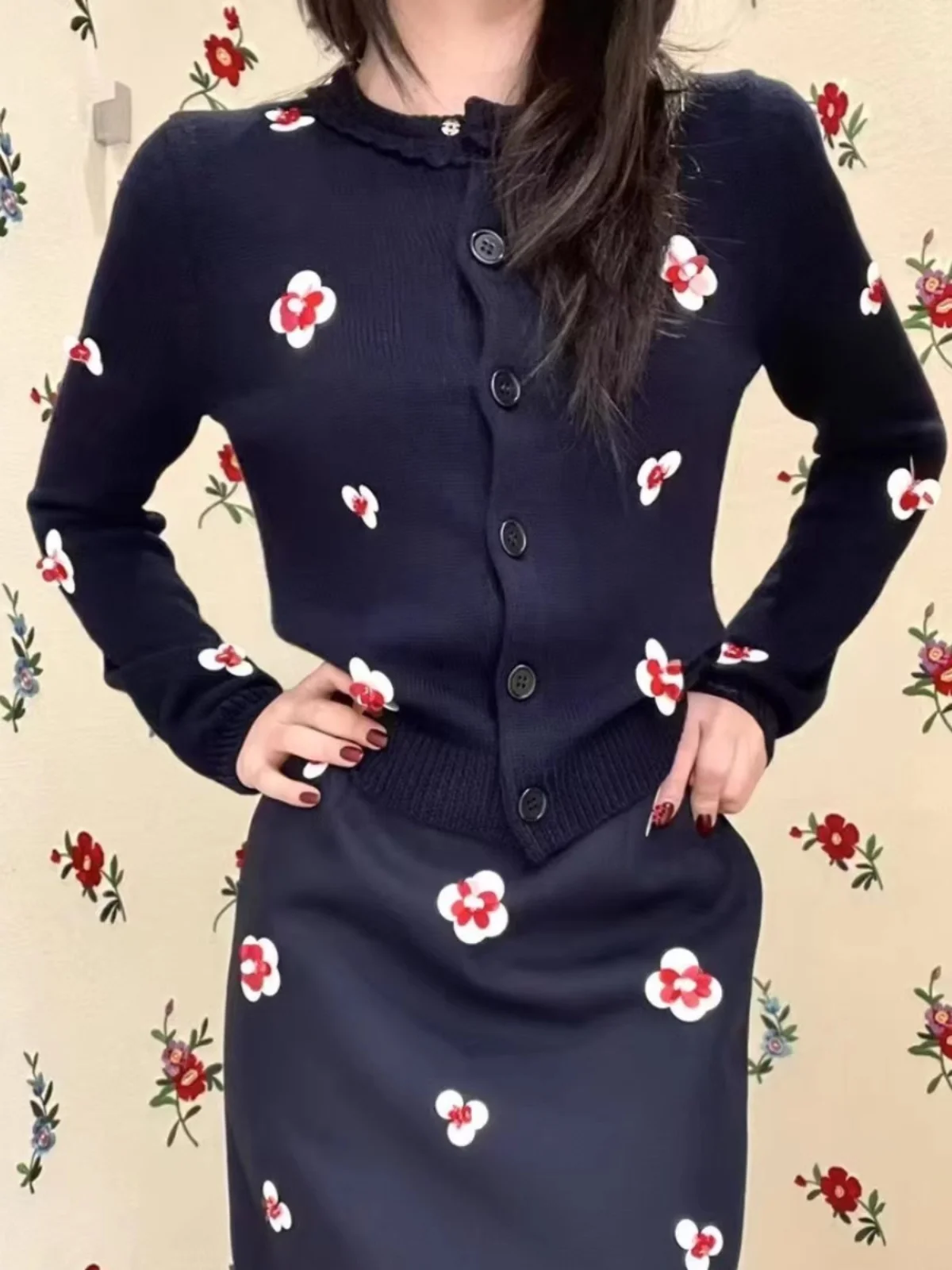 

Tian Xiu Wei Matched uu Open Cardigan Winter New Design Bead Flower Decoration Versatile Knitted Sweater Casual Sle Woo...