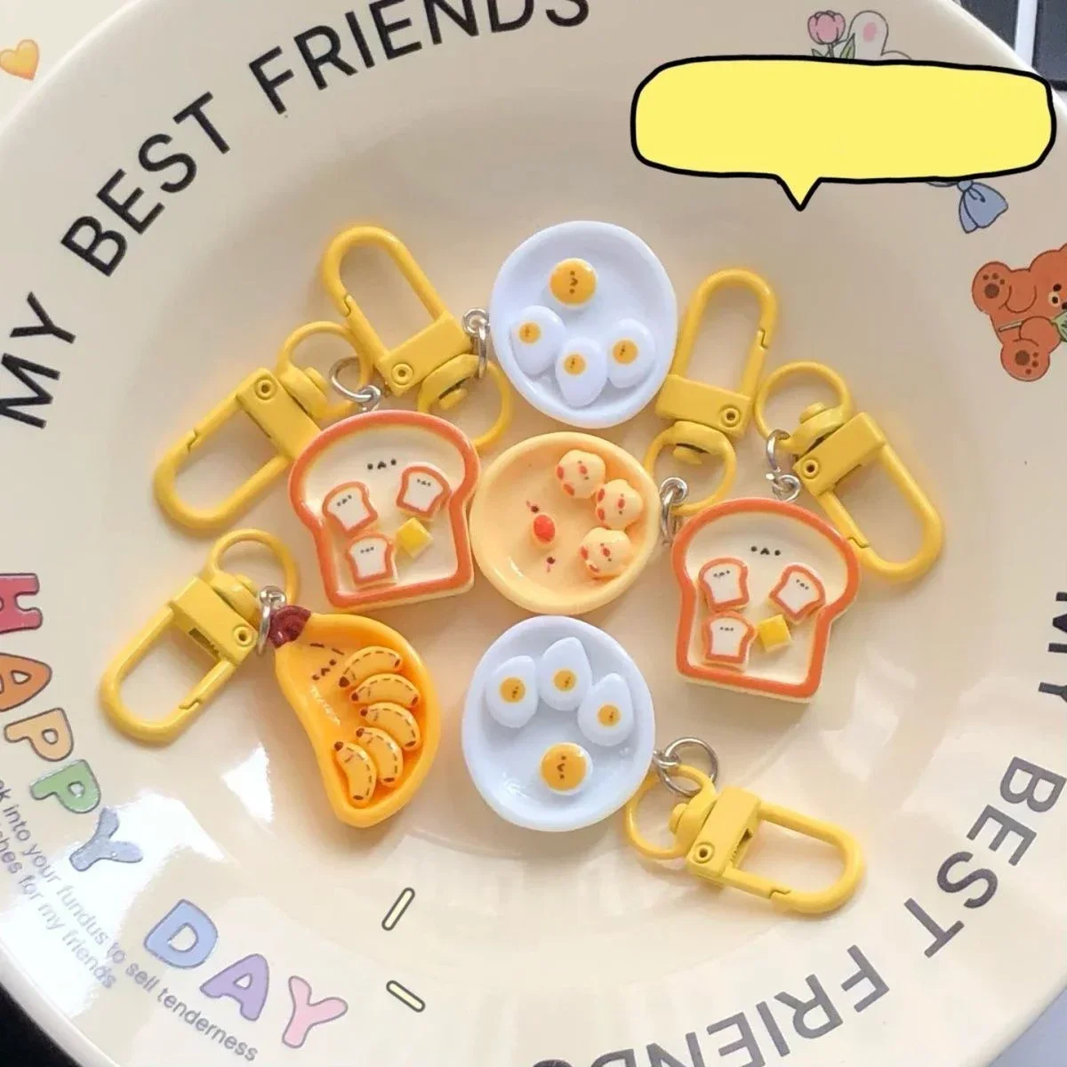 Lindo juego de llaveros de desayuno de dibujos animados | Huevo escalfado, dijes de plátano tostado | Llavero creativo con temática alimentaria, regalo decorativo para mochila