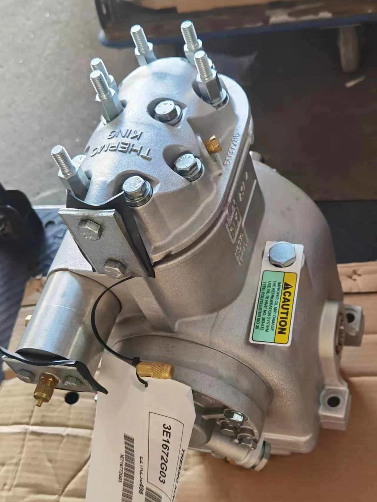 Thermo King T600 T800  Brand New X214 Compressor Original X 214 Compressor