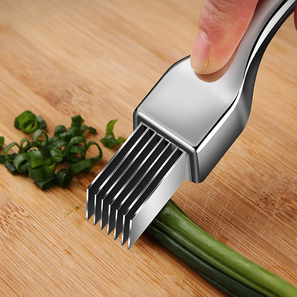 

2Pcs StainlessSteel ScallionCutter VeggieOnionCutters KitchenTools SilverColor EasytoUse DurableMaterial ProtectiveCover