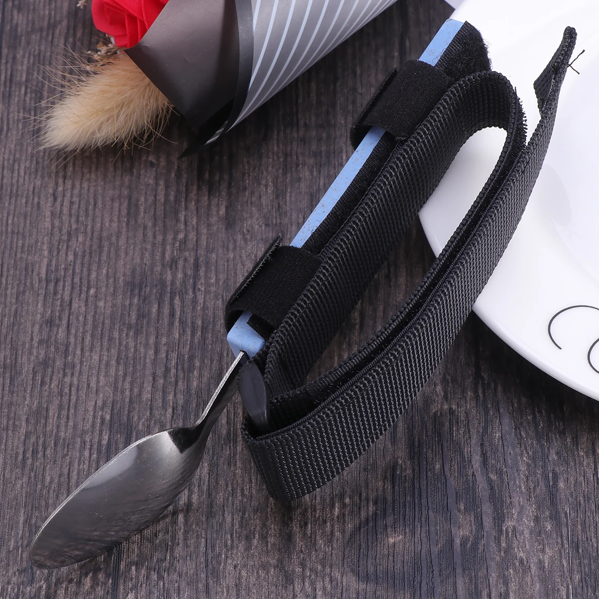

Adjustable Cuff for Elderly Disabled Eating Utensils Ergonomic Personal Disabled Eating Utensils Health Care Accessories Strap