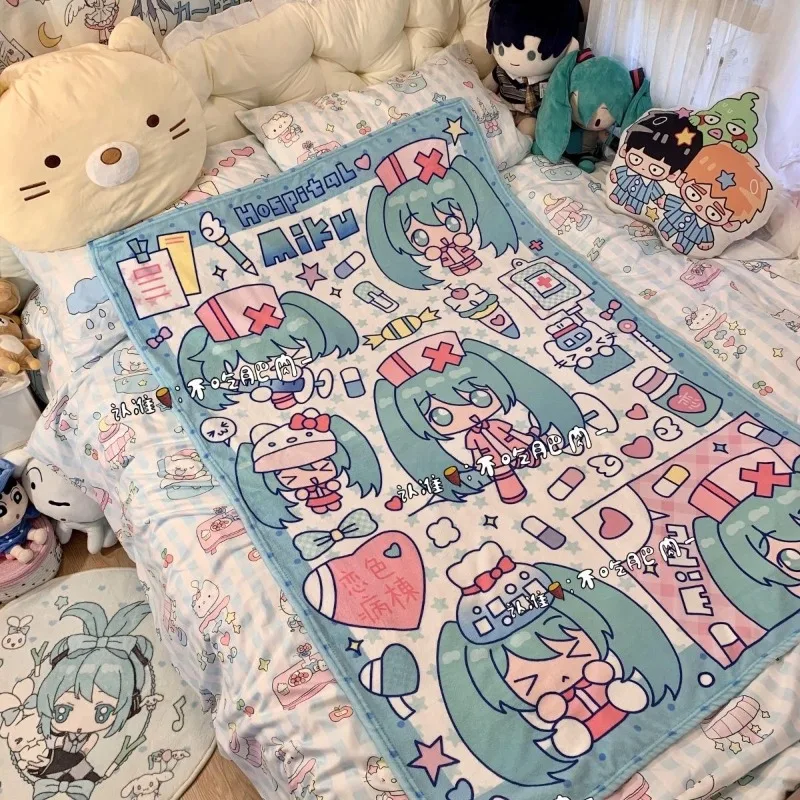 

Hatsune Miku Cartoon Animation Peripheral Air Conditioning Thick Blanket Casual Small Blanket Cute Simple Plush Creative Gift