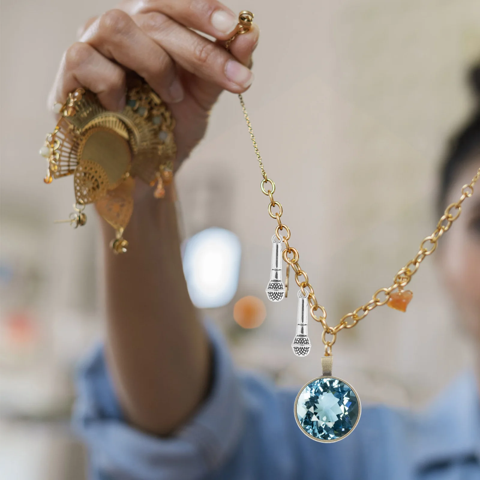 

20Pcs Miniature Microphone Charms Silver Alloy Pendants for DIY Music Jewelry Bracelets Necklaces Keychains