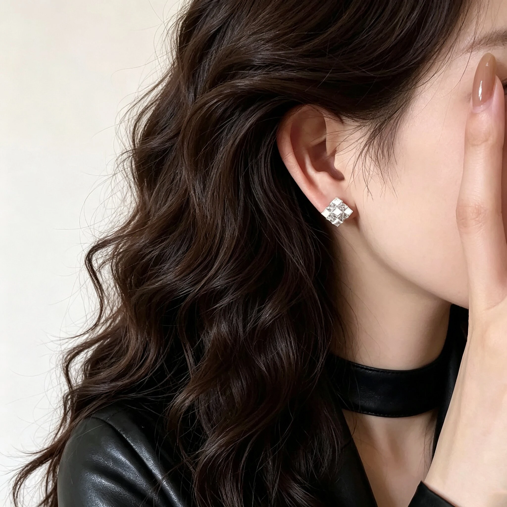 Silver Color Luxur Rhinestone Earring Brushed Geometric Square Stud Earrings for Women Fashion Jewelry Party Accessories