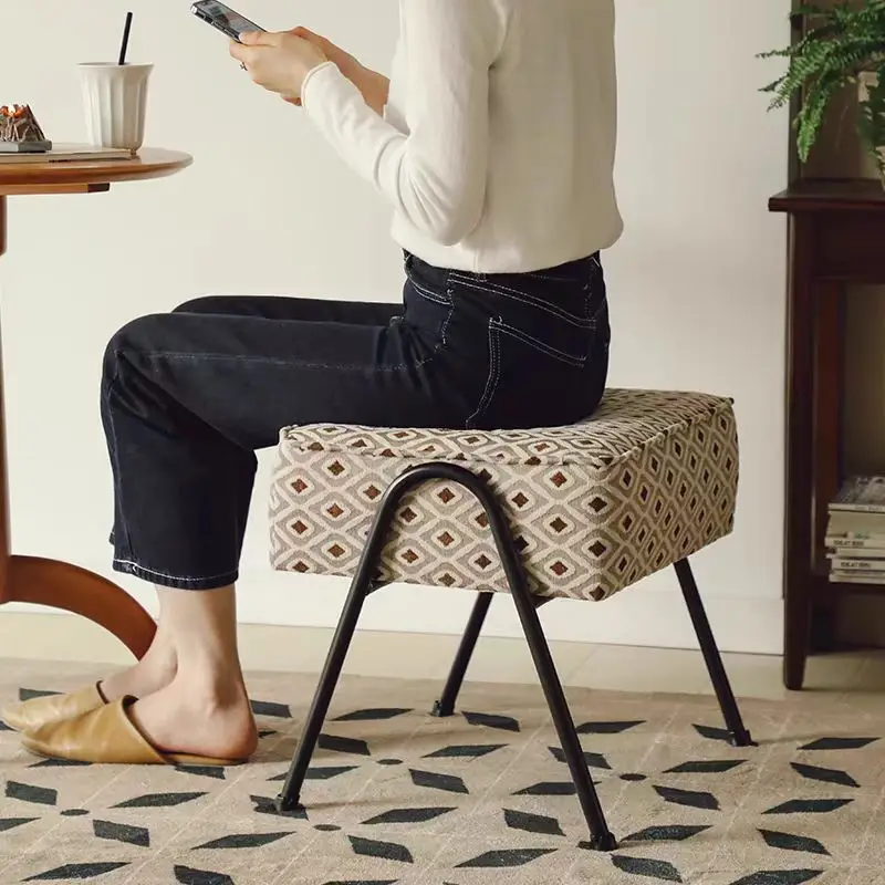 

Nordic Sofa Side Foot Pedal Household Dressing Stool Fleece Shoe Changing Stool Dining Stool 2-color Optional Leisure Ottomans