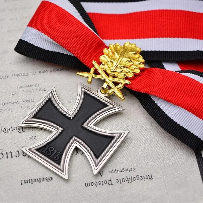 German Iron Cross Emblem Soviet Medal Oak Leaf Diamond Knight Medal Reproduction Commemorative Medal Badge Gift