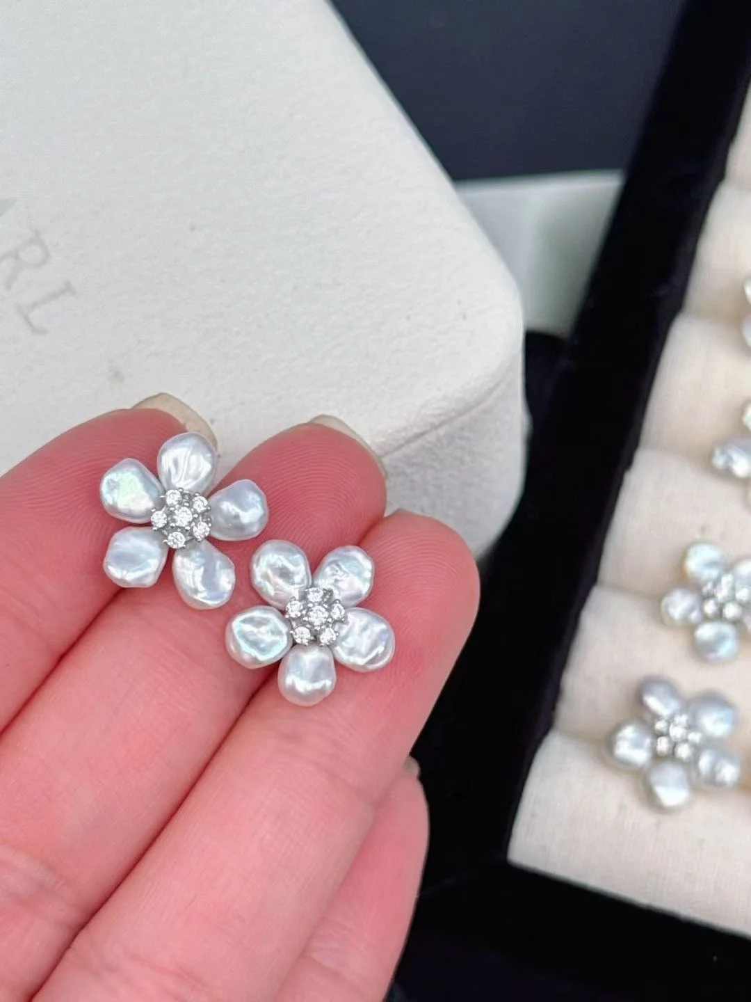 Certificated 925 Silver Natural Keshi Flower Ear Stud Untreated Freshwater Irregular Baroque Pearl Drop Dangle Earring Jewelry