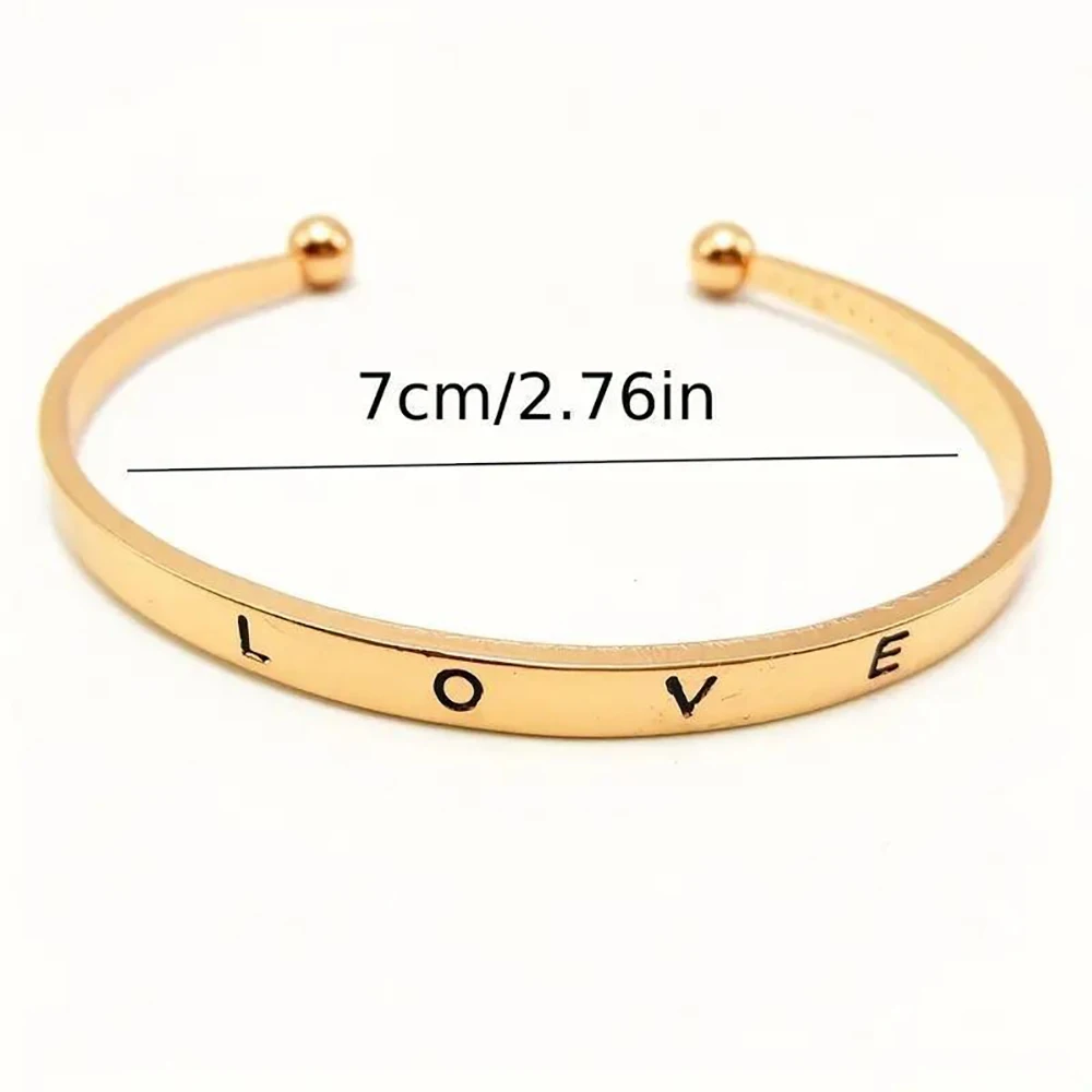 2 pcs Women\'s Watch Set FREE LOVE Bracelet Fashion Casual Alloy Quartz Watch