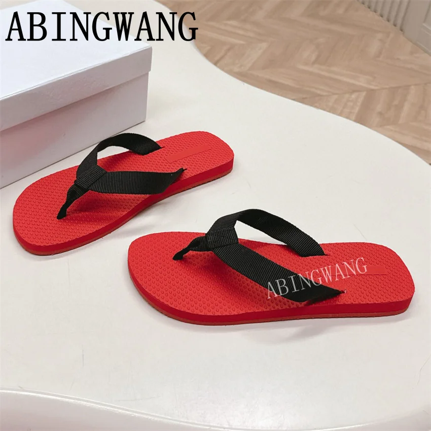 

Red Flat Women Flip Flops Round Toe Ladies Slides 2025 New Summer Runway Flat Causal Slippers Women Beach Shoes
