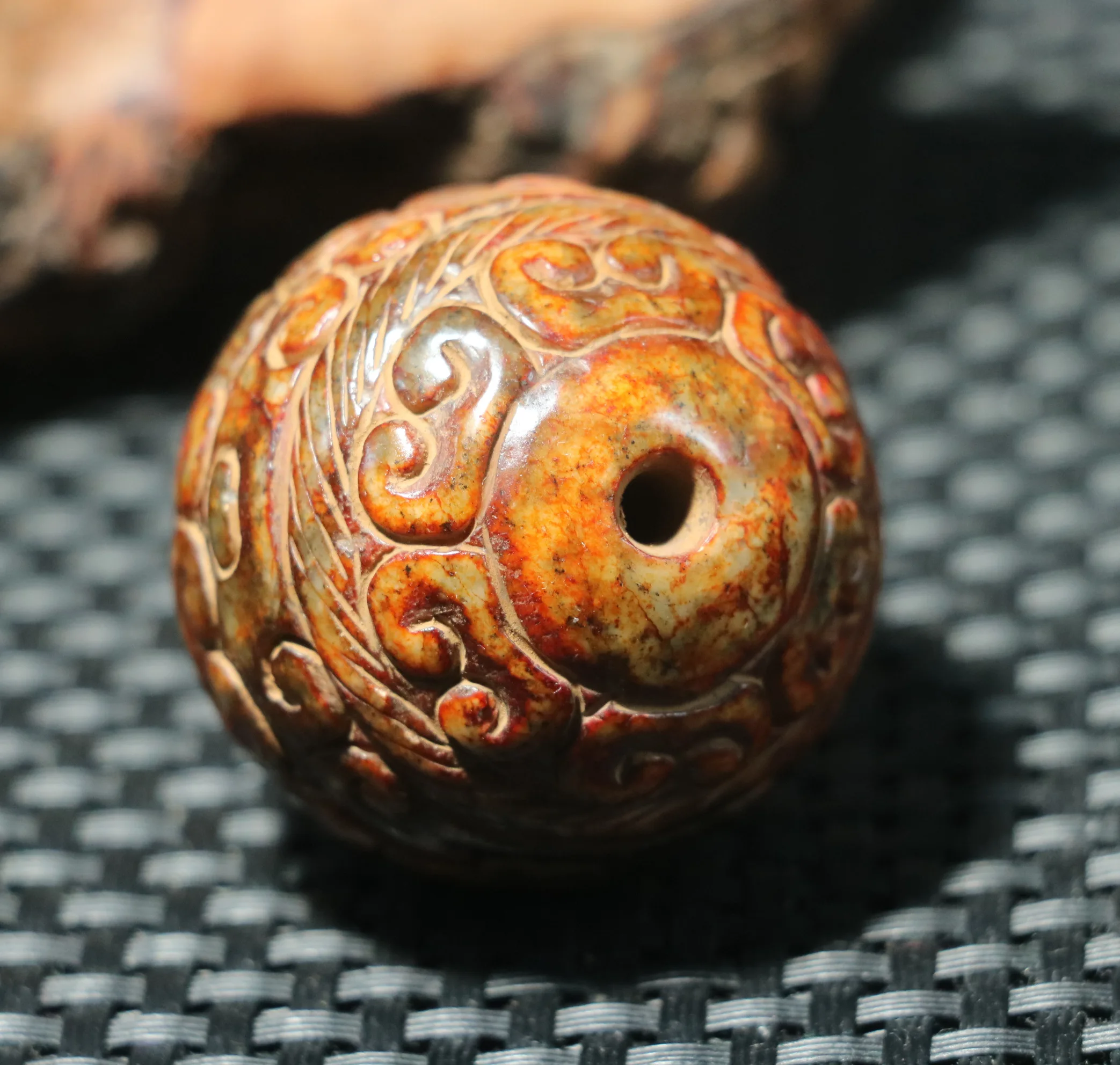 Chinese Vintage Hetian Jade Linking Fortune Bead Large Ball Sphere Totem Carving LKbrother Sauces Toq Quality