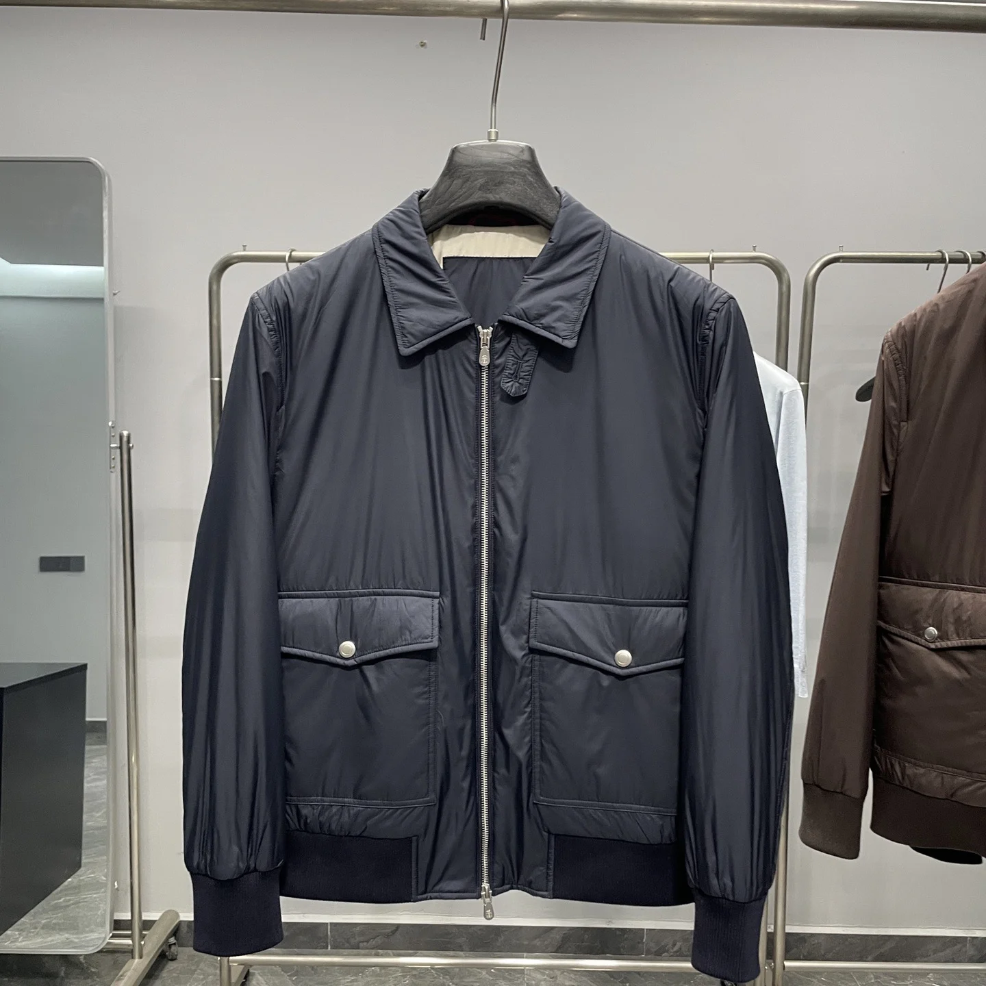 سترة كاجوال من القطن ذات طية صدر السترة الإيطالية من BC